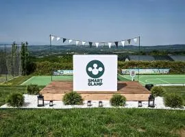 Smart glamp