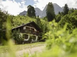 Jägerlodge am Waldrand in Grainau