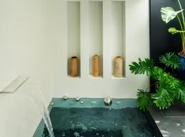 Palazzo Biancofiore, suites & rooftop