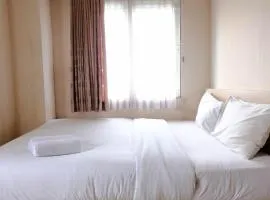 Simply Homey 2BR at 11st Floor Pinewood Apartment By Travelio