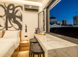 Athensis Acropolis View next to Ermou street!