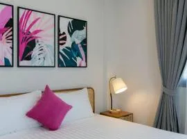Wow Academy & Stay Soi Tai-Aed 3A
