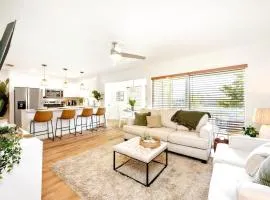 Eden Escape Lake View 3 Pools Pet Friendly