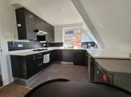 London Luxury Apartment - Finchley Road Retreat