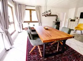 birds-nest Ferienwohnung Waldblick Kamin