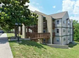Beautiful Branson Getaway-Next to Silver Dollar City &Tablerock-Family Amenities
