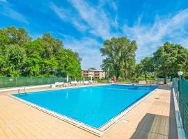 La Dolce Vita - Apartment with shared pool and large terrace
