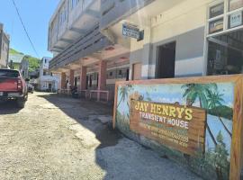 Jay Henry Transient Beach house, B Pagudpud, BLUE LAGOON BEACH, hotel v destinaci Pagudpud
