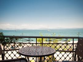 SeaFront Stone Suites, hotel v destinaci Vonitsa