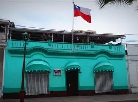 Hostal Bahía, habitaciones en pleno centro y a pasos de la playa