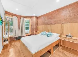Morris Guest House