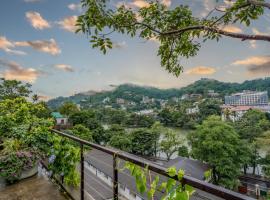 Lake Avenue Hotel Kandy, hotel di Kandy