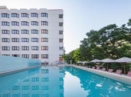 Hesperia Sevilla, hotel v destinaci Seville