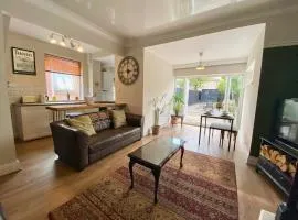 Spacious, Garden, Netflix, Near City
