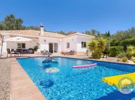 Casa La Maroma - Spacious and quiet family home