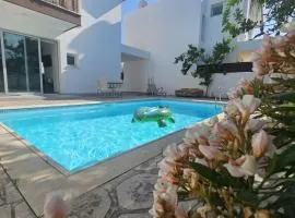 Trendy Holiday Villa 34 Larnaca, Pyla