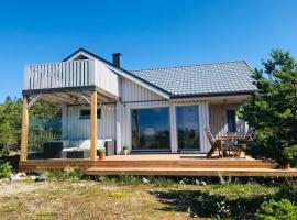 Romantic beach cottage, hotel v destinaci Kalana