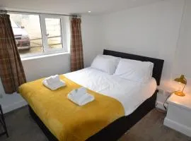 Willow Tree 1 bed Apartment - STAYSEEKERS
