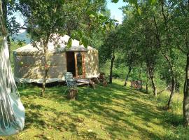 Romantic yurt in Apuseni mountains, luxusní stan v destinaci Grohoţele