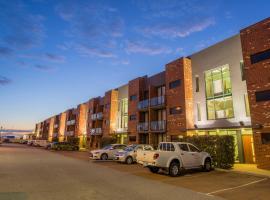 Perth Ascot Central Apartment Hotel Official, hotel blizu aerodroma Aerodrom Pert - PER, 