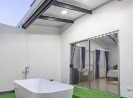 The Zion Suite Tortuguero, pet-friendly hotel in Tortuguero