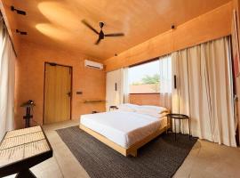 Iconic Home DLF New Chandigarh, hotel v destinaci Mohali