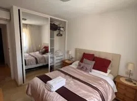 Beautiful 2 beds-near coast with pool & balcony