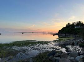 Charmerende hus i idylliske Lynæs, hotel v destinaci Hundested