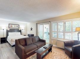 Condo 206 at North Creek Resort, vie&scaron;butis su sūkurinėmis voniomis mieste Blue Mountains