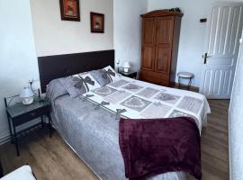 Apartamento Maribel, hotel in Biescas