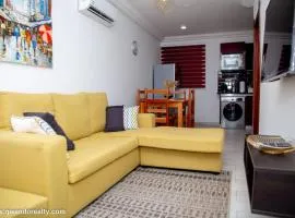 Cozy 1 bed Apartment with AC and Kitchenette