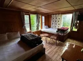 Top Hill Cottage