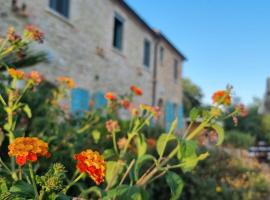 La Sorgente Country House, hotel v destinaci Massignano