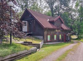 1 Bedroom Awesome Home In V&auml;sterlanda, hotel de lujo en V&auml;sterlanda