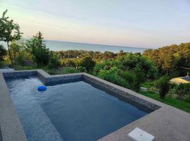 Holiday home in Balatongyörök 43114, hotel in Balatongyörök