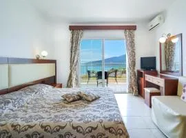 Hotel Emerald and Suites