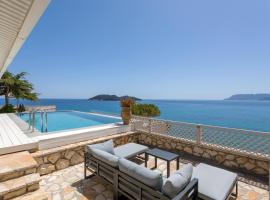 Azzure Vista Seaside Villa, hotel en Vasilikos