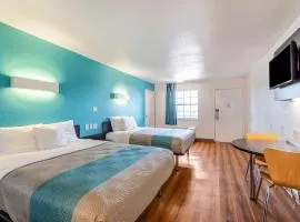 Motel 6-Georgetown, TX
