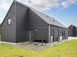 8 person holiday home in Rømø、Kongsmarkのホテル