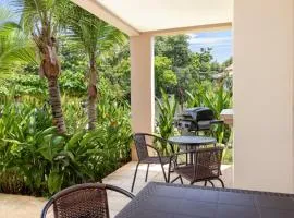 Two Palms Ground Floor Unit Across From Beach