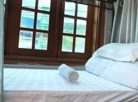 Trekking Tours Mu Cang Chai & Motorbikes for rent