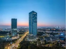 Somerset Bio-Island Guangzhou-Free shuttle bus during Canton Fair & right beside Guanzhou Metro Station