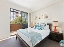Aircabin - Parramatta - Free Parking - 1 Bed Apt
