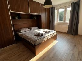 Industrial Apartment I 24hr Self Check-in I Free Parking & Coffee