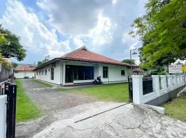 Hotel Shanty Mitra RedDoorz