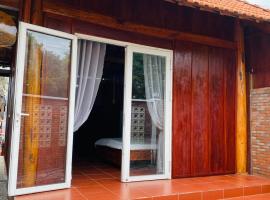 Dưa Hấu House, chalet de monta&ntilde;a en Phong &ETH;iền