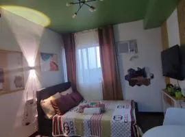 Happy Homestay at Fullerton Suites Condo near Nuvali and Tagaytay