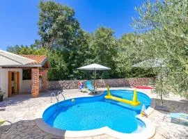 Pool House Franjo - Happy Rentals