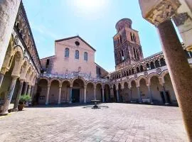 Minisuite F-House vicino al Duomo di Salerno