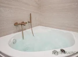 Lavie Maison Central & Hot Tub